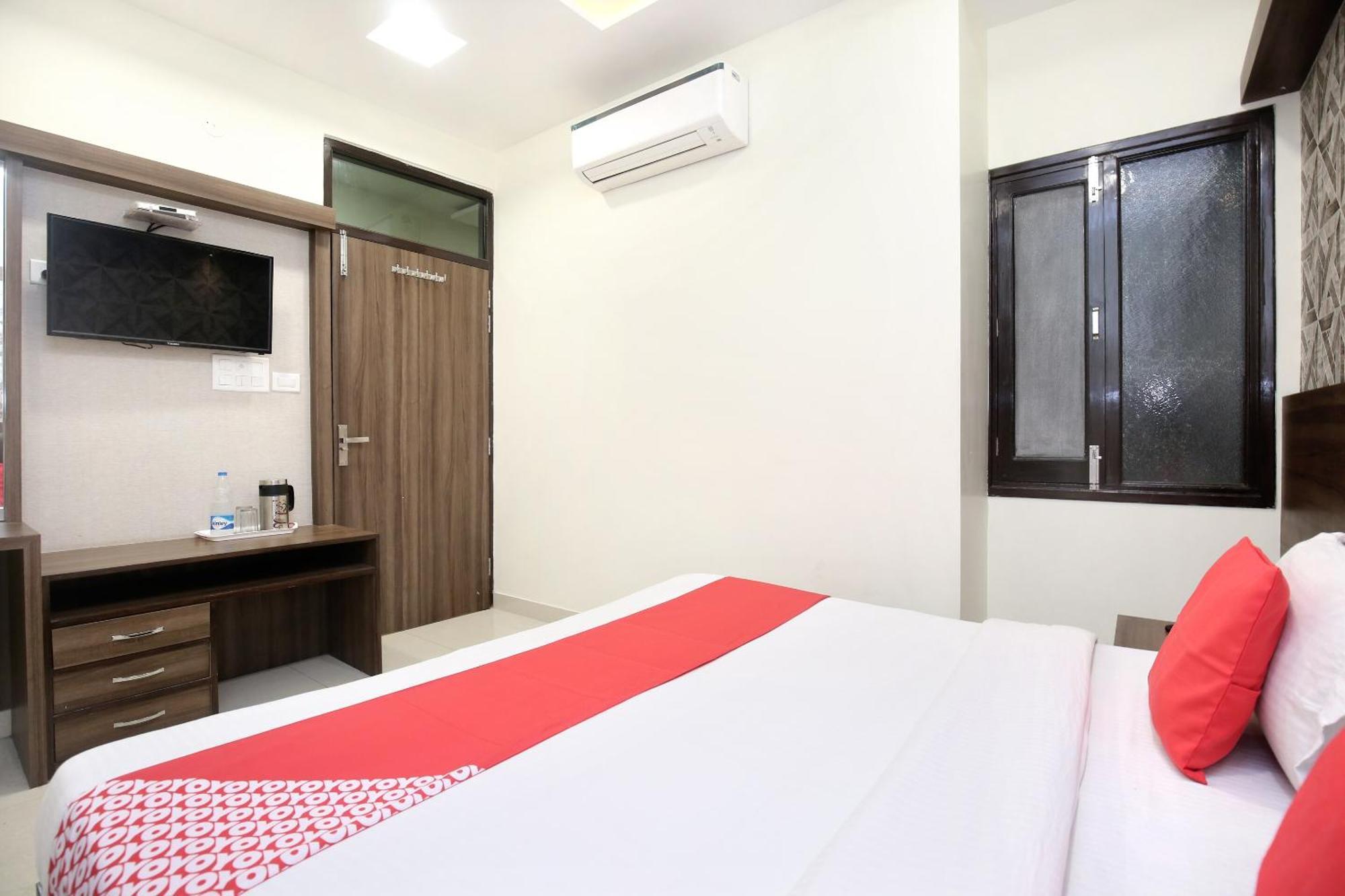 Oyo 17307 Hotel Kings Amritsar Extérieur photo