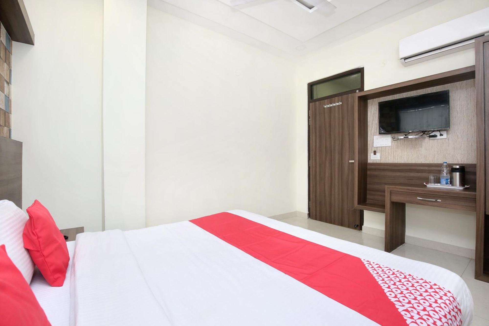 Oyo 17307 Hotel Kings Amritsar Extérieur photo