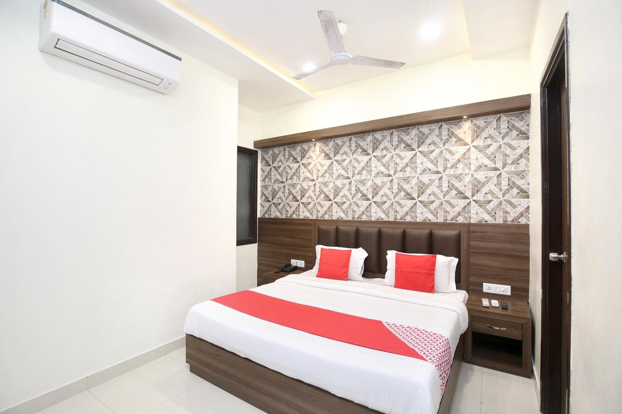 Oyo 17307 Hotel Kings Amritsar Extérieur photo